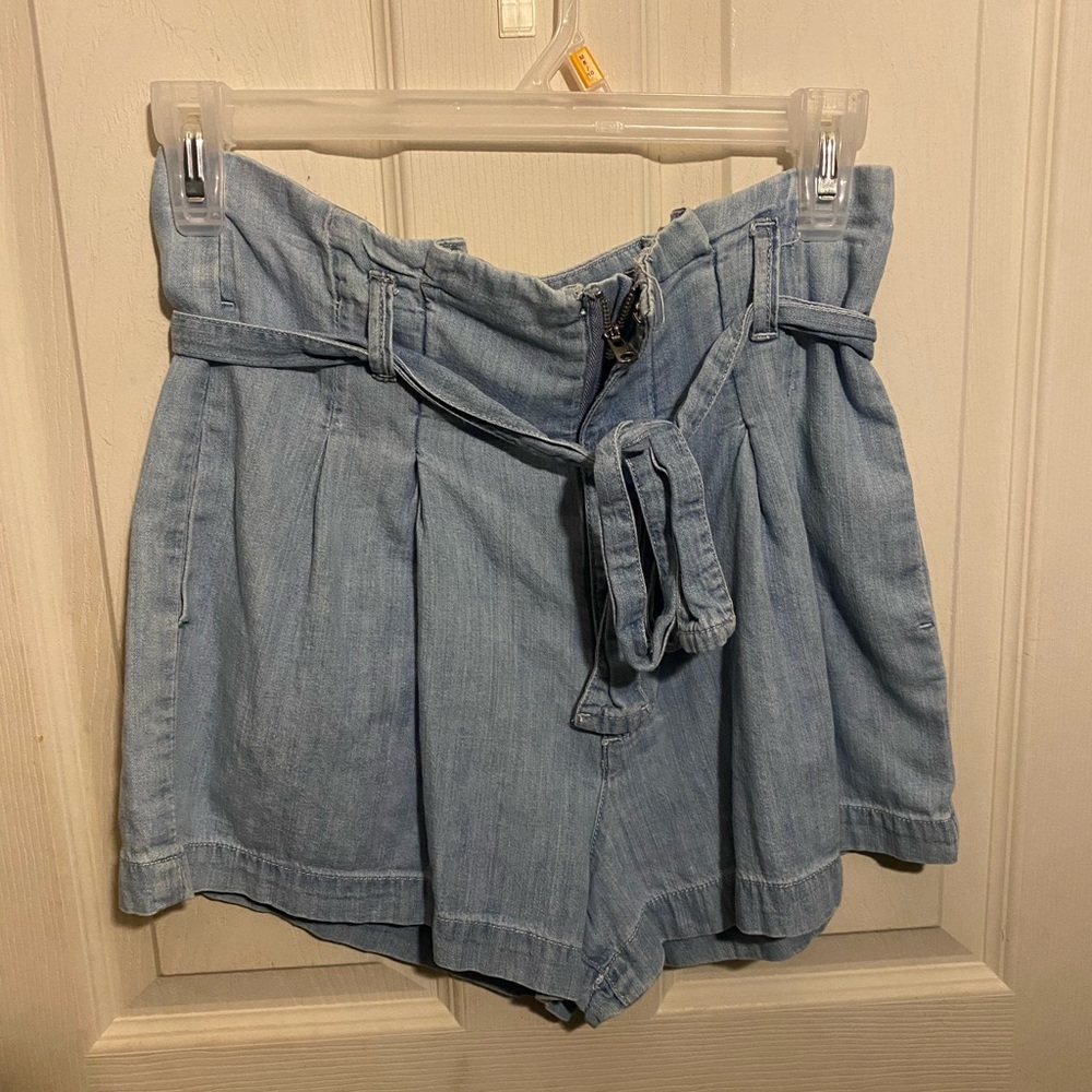 Women’s tie jean shorts Abercrombie & Fitch